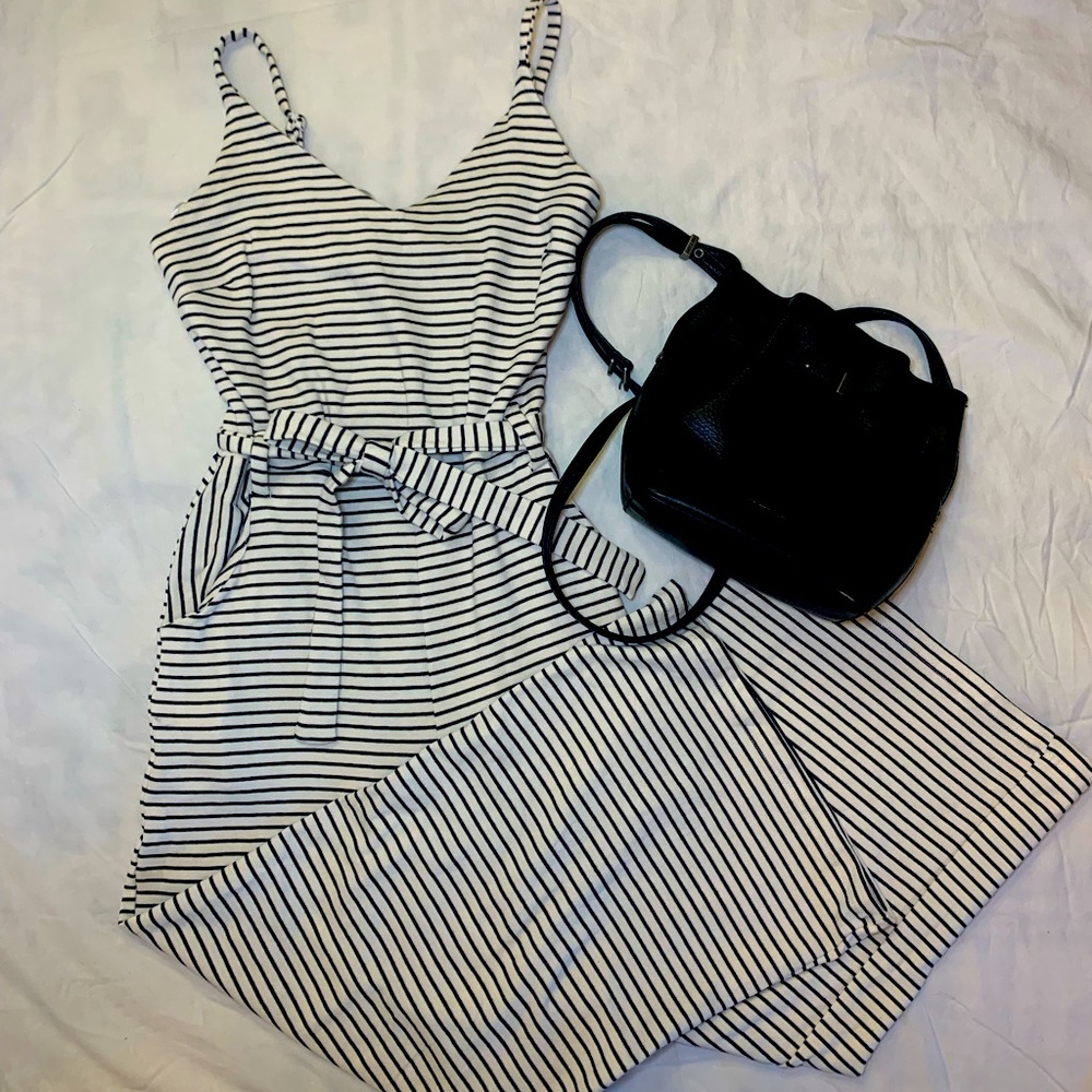 Women’s jumpsuit, white and navy stripped - Picture 1 of 3
